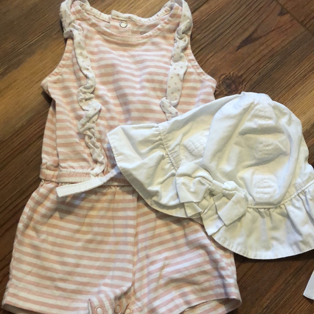 Carter’s summer bundle - Picture 6 of 6